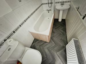 Bathroom - click for photo gallery